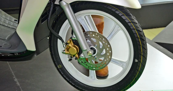 รูปภาพ ยามาฮ่า Yamaha Fino 125 Premium Deluxe ปี 2015