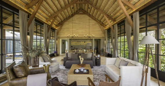 รูปภาพ ภิรมย์ แอท วินยาร์ด (Pirom at Vineyard)