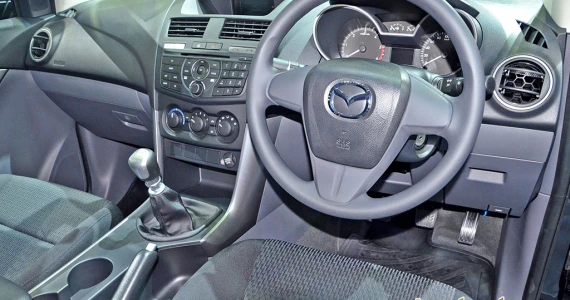 รูปภาพ มาสด้า Mazda BT-50 PRO FreestyleCab 2.2 Hi-Racer ปี 2017