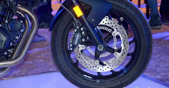 รูปภาพ บีเอ็มดับเบิลยู BMW F 800 R ปี 2013