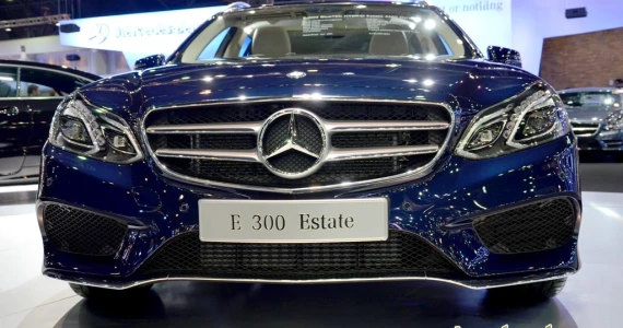 รูปภาพ เมอร์เซเดส-เบนซ์ Mercedes-benz E-Class E 300 BlueTEC Hybrid Estate AMG Dynamic ปี 2013