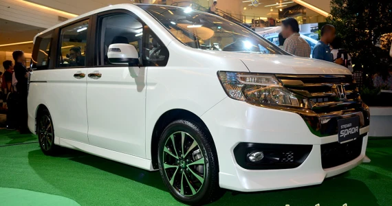 รูปภาพ ฮอนด้า Honda Stepwgn Spada EL ปี 2013