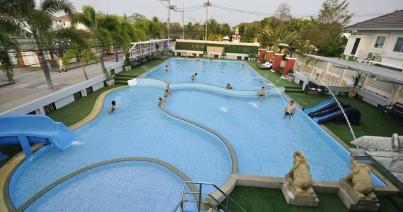 รูปภาพ เดอะลากูนน่า แอนด์รีสอร์ทโฮม (The Laguna and Resort Home)