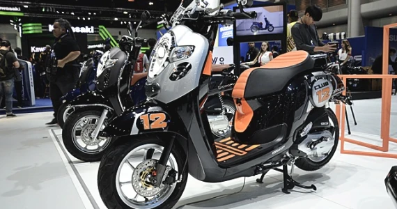 รูปภาพ ฮอนด้า Honda Scoopy i Club 12 2019 ปี 2017