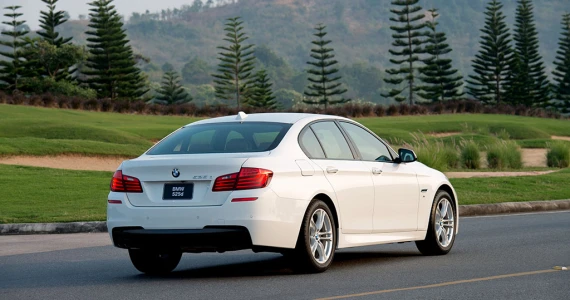 รูปภาพ บีเอ็มดับเบิลยู BMW Series 5 525d M Sport ปี 2014