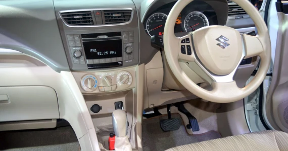 รูปภาพ ซูซูกิ Suzuki Ertiga GX ปี 2013