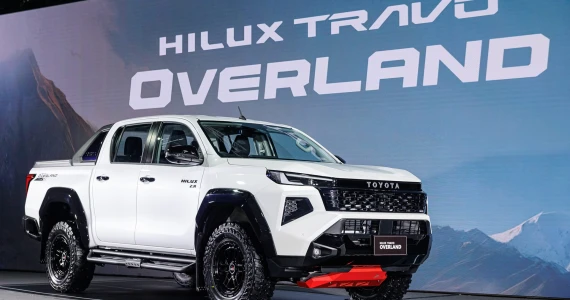 รูปภาพ โตโยต้า Toyota Hilux Travo Double Cab Prerunner 2.8 Overland Plus AT ปี 2025