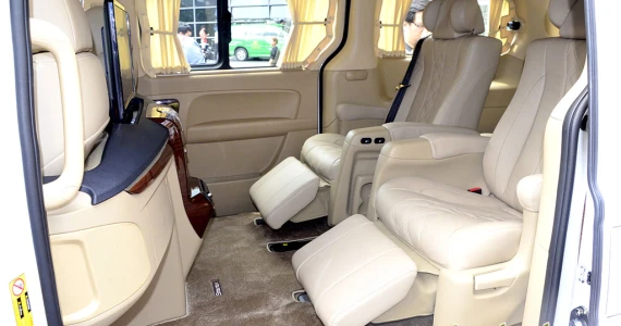 รูปภาพ ฮุนได Hyundai Grand Starex VIP ปี 2016