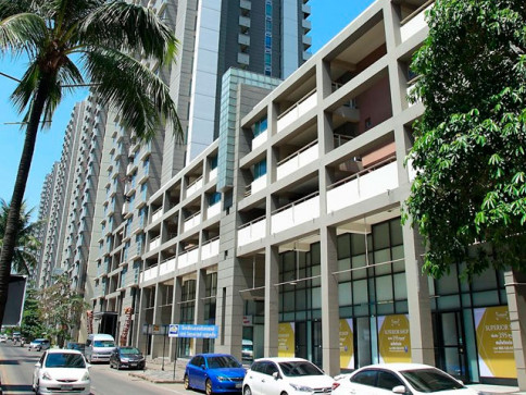 สุพีเรียร์ คอนโดมิเนียม (Superior Condominium)