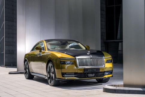 โรลส์-รอยซ์ Rolls-Royce-Spectre EV-ปี 2023