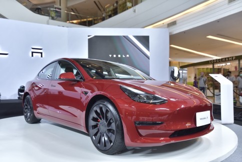 เทสลา Tesla-Model 3 Performance AWD-ปี 2022