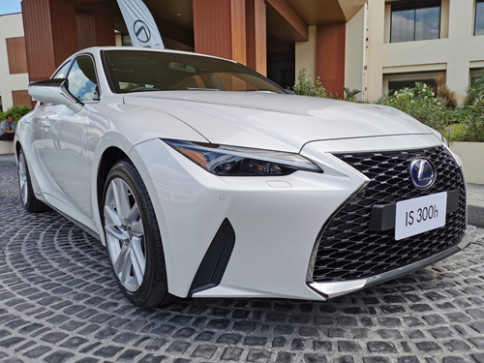 เลกซัส Lexus IS 300h Premium MY2020 ปี 2020