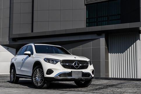 เมอร์เซเดส-เบนซ์ Mercedes-benz GLC-Class GLC 220 d 4 MATIC Avantgarde ปี 2023