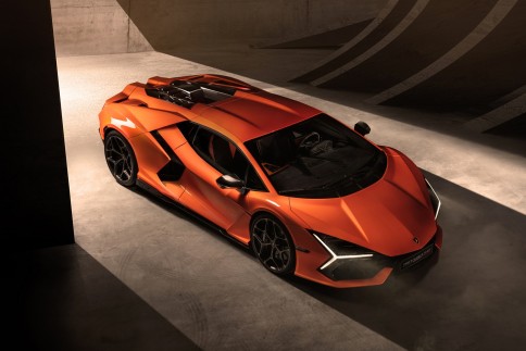 ลัมโบร์กินี Lamborghini-Revuelto V12 Plug-in Hybrid-ปี 2023