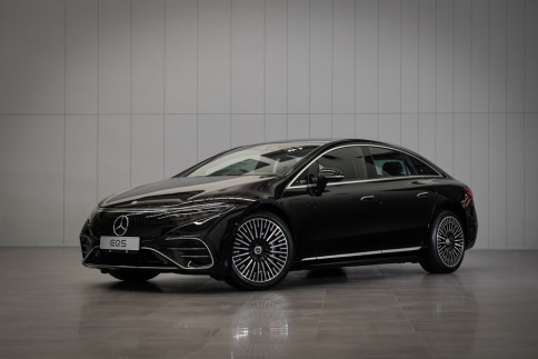 เมอร์เซเดส-เบนซ์ Mercedes-benz EQ EQS 500 4MATIC AMG Premium ปี 2022