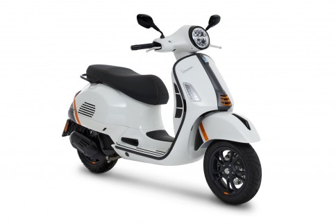 เวสป้า Vespa GTS Super 150 i-Get ABS ปี 2023