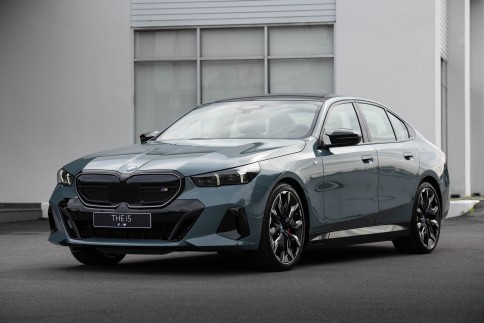 บีเอ็มดับเบิลยู BMW-i 5 M60 xDrive-ปี 2023