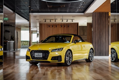 อาวดี้ Audi TT Roadster Final Icon Black ปี 2023