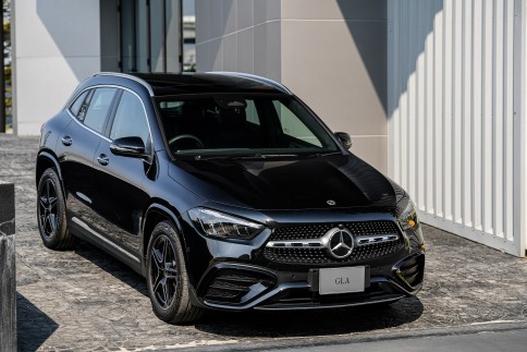 เมอร์เซเดส-เบนซ์ Mercedes-benz GLA-Class GLA 200 AMG Dynamic ปี 2024