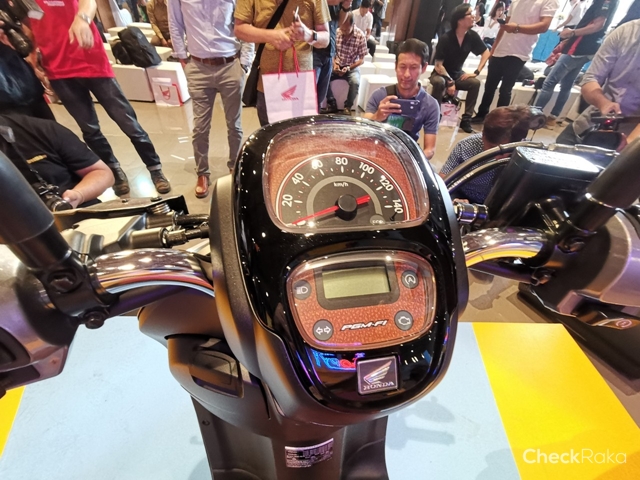 Scoopy i
