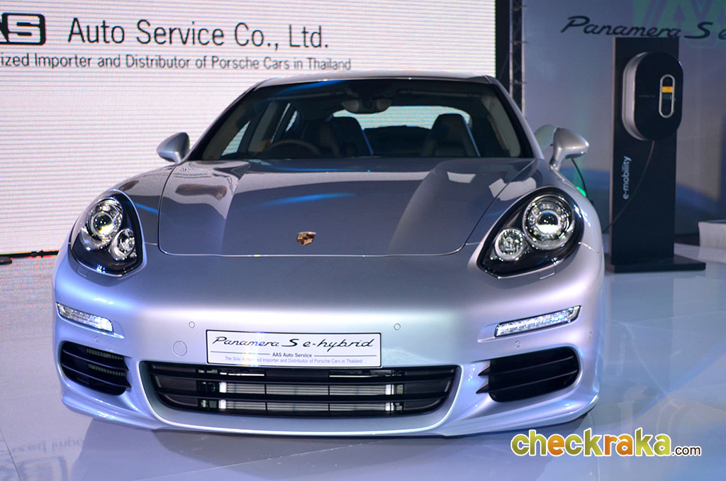 Porsche Panamera S E-Hybrid ปอร์เช่ พานาเมร่า ปี 2013 : ภาพที่ 11