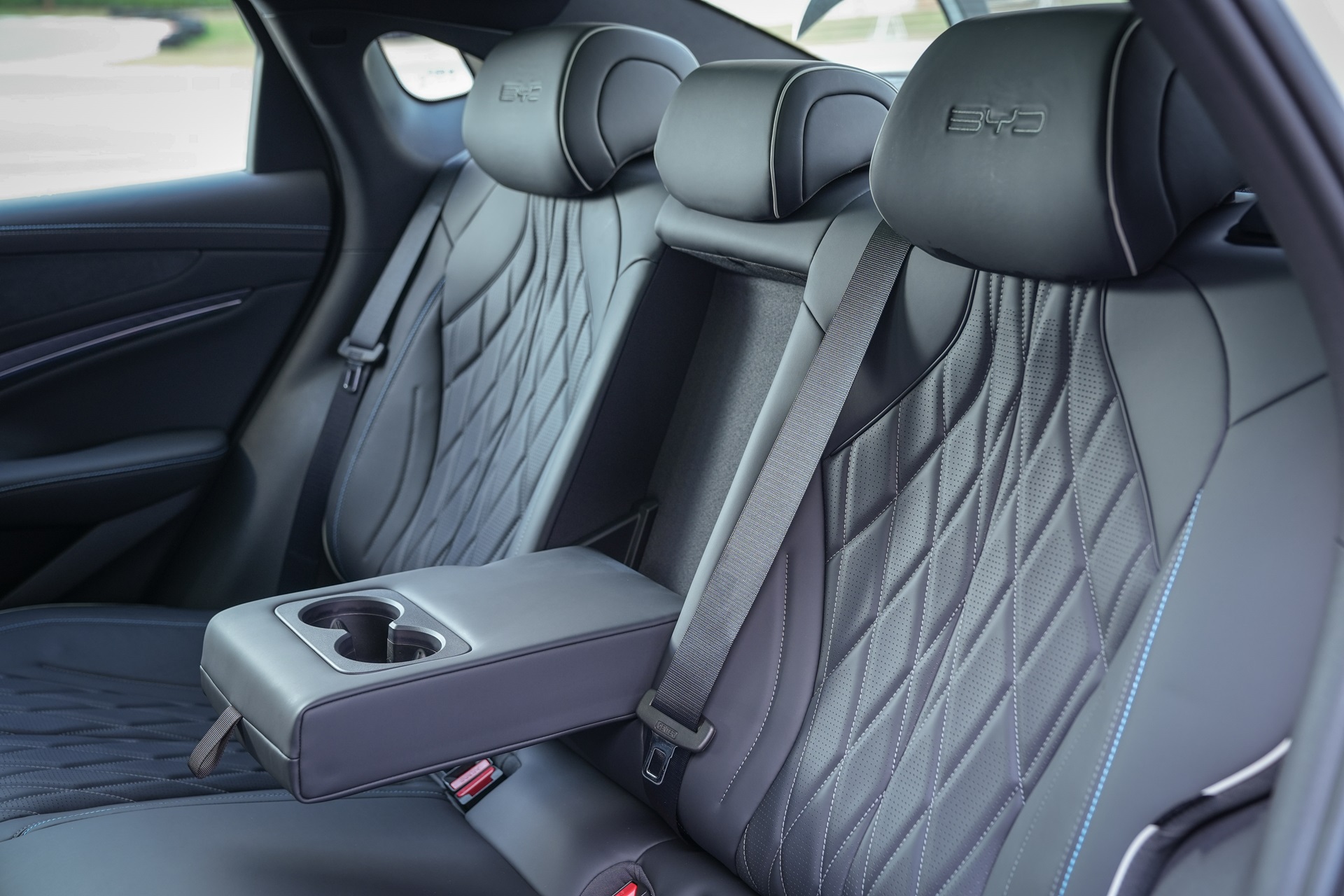 รูปภาพ บีวายดี BYD Seal Dynamic ปี 2023