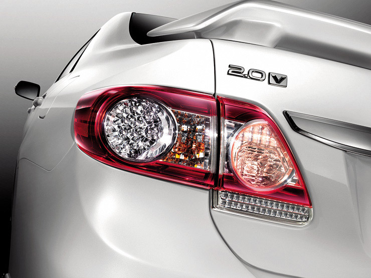 รูปภาพ โตโยต้า Toyota Altis (Corolla) 2.0 V ปี 2010