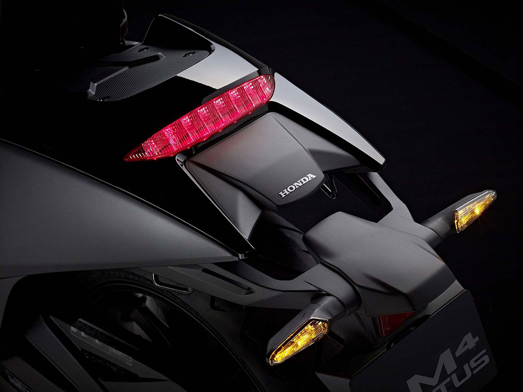 Honda NM4 MY2014 ฮอนด้า เอ็นเอ็ม 4 ปี 2014 : ภาพที่ 8