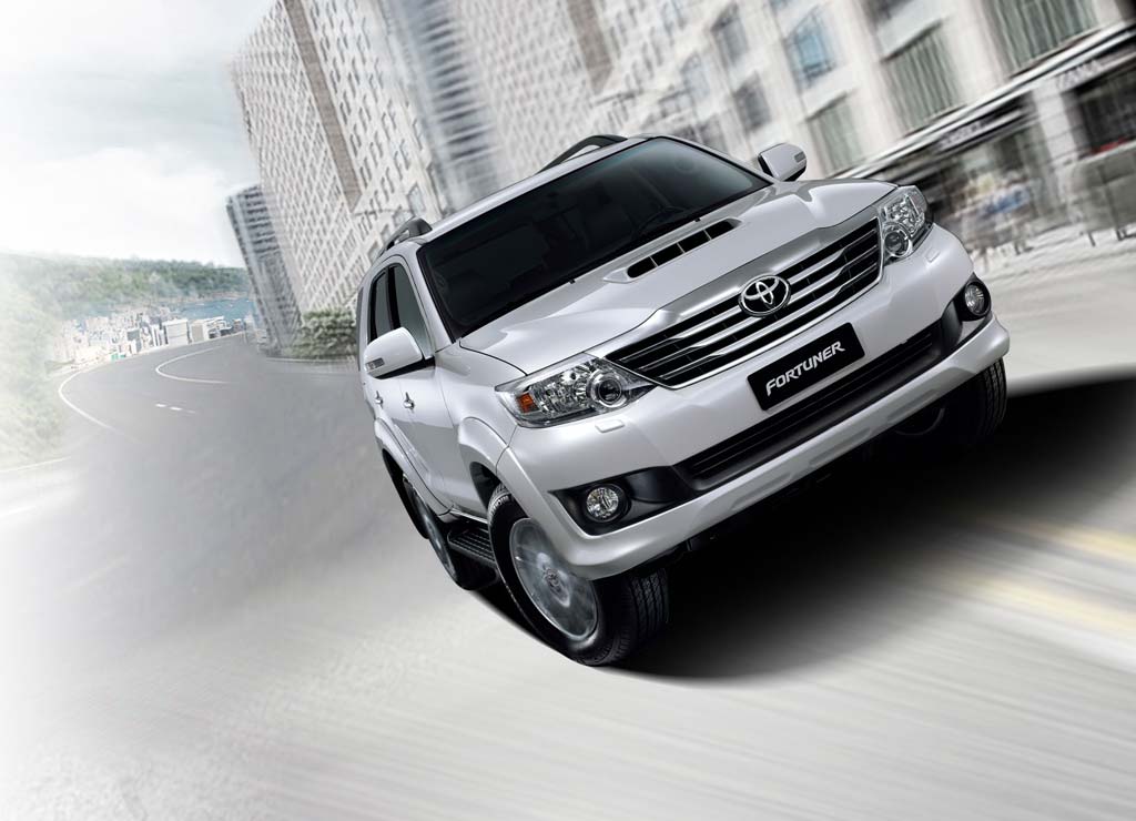 รูปภาพ โตโยต้า Toyota Fortuner 2.5 G M/T ปี 2011