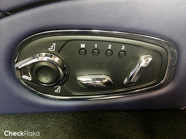 Aston Martin DB11 Coupe V8 แอสตัน มาร์ติน ดีบี11 ปี 2017 : ภาพที่ 19