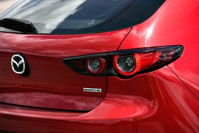 Mazda 3 2.0 C FASTBACK 2019 มาสด้า ปี 2019 : ภาพที่ 4