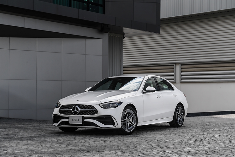 รูปภาพ เมอร์เซเดส-เบนซ์ Mercedes-benz C-Class C 220 d AMG Line ปี 2023