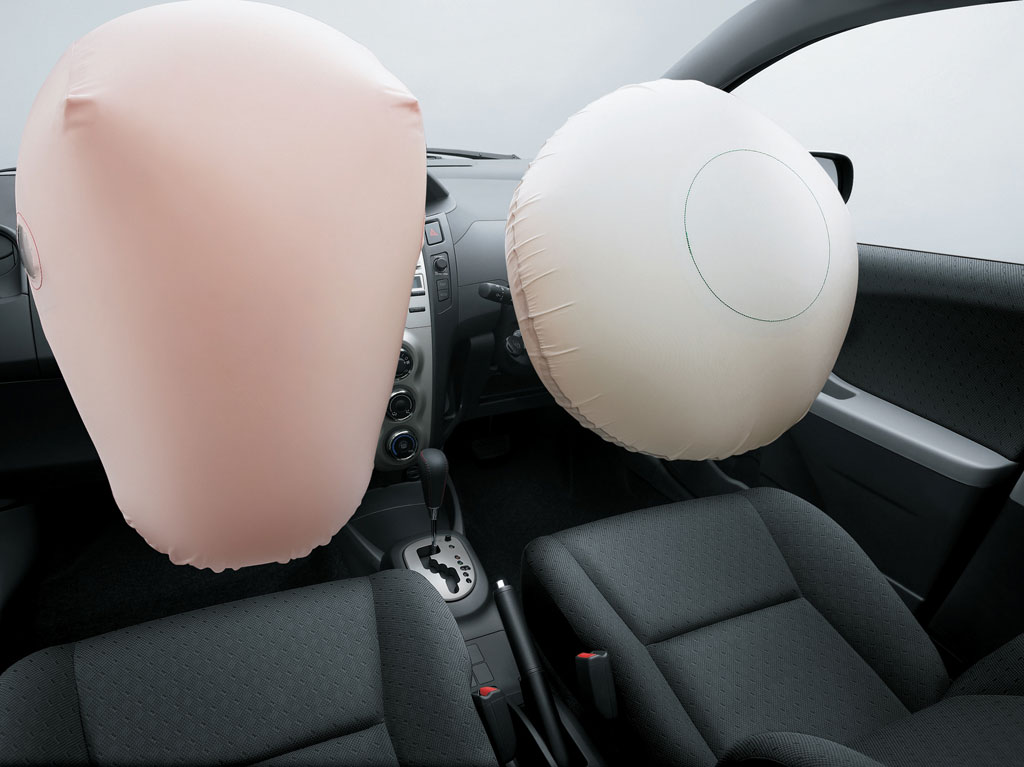 รูปภาพ โตโยต้า Toyota Yaris RS ปี 2012