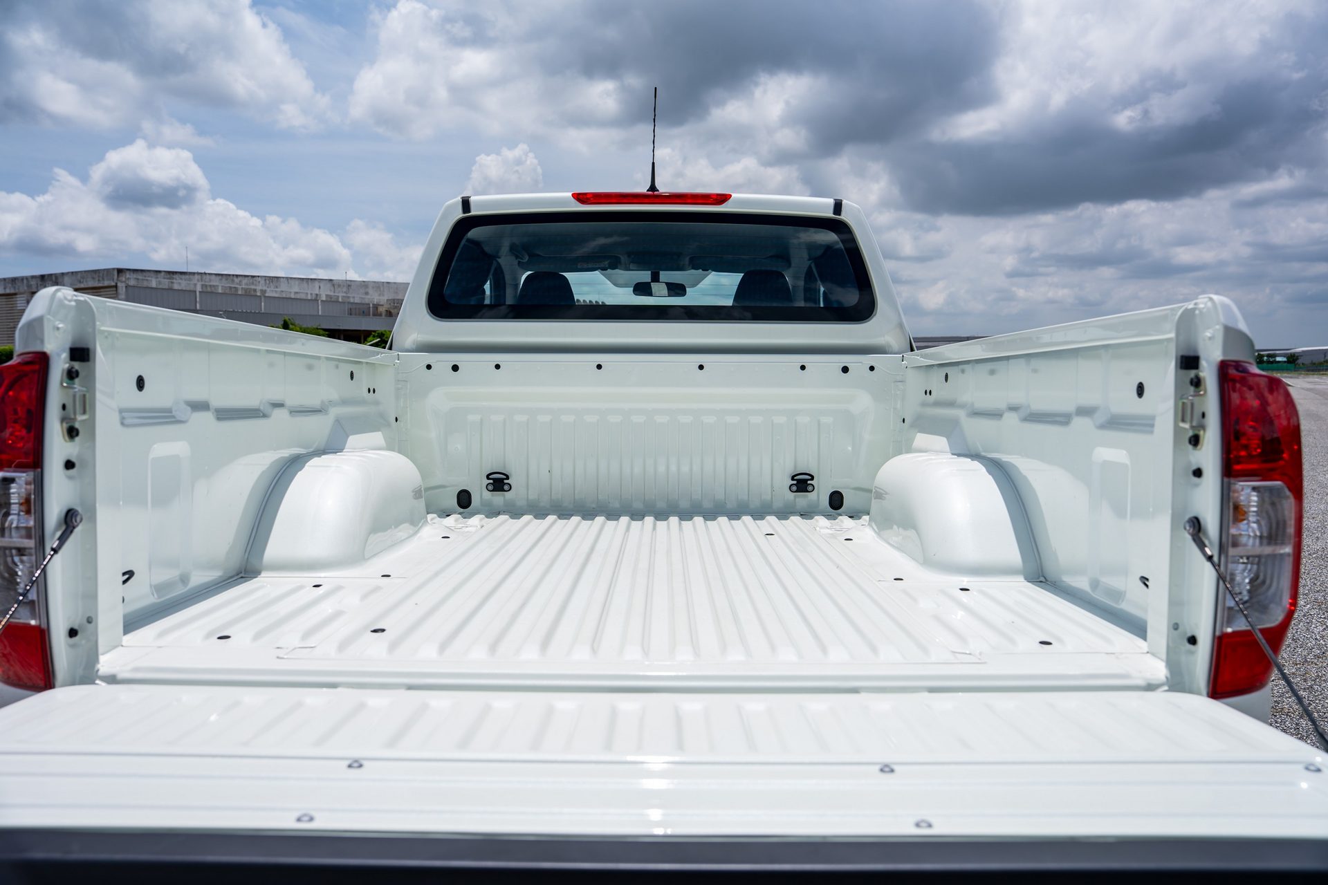 รูปภาพ นิสสัน Nissan Navara King Cab Calibre SL 7AT ปี 2025