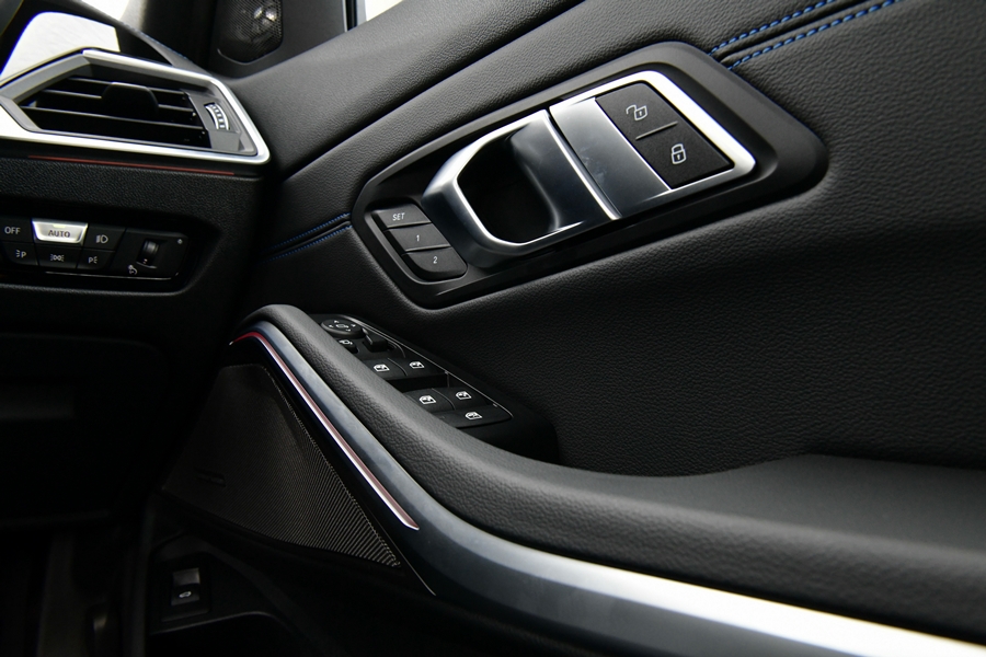 รูปภาพ บีเอ็มดับเบิลยู BMW M3 340i xDrive ปี 2021