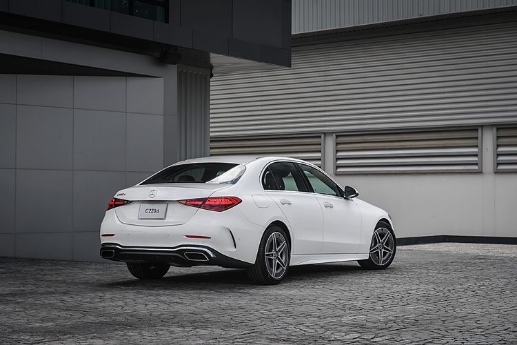 รูปภาพ เมอร์เซเดส-เบนซ์ Mercedes-benz C-Class C 220 d AMG Line ปี 2023