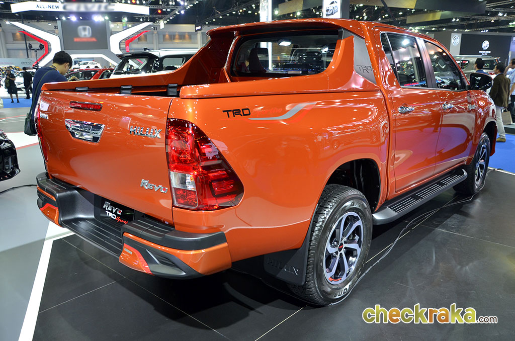 รูปภาพ โตโยต้า Toyota Revo Double Cab Prerunner 2X4 2.4 TRD Sportivo ปี 2016