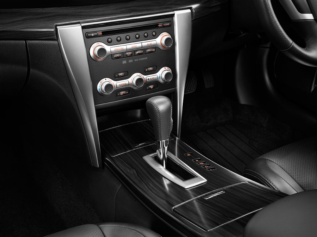 Nissan Teana 250 XV-V6 Sports Series นิสสัน เทียน่า ปี 2011 : ภาพที่ 13