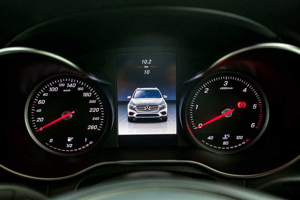 รูปภาพ เมอร์เซเดส-เบนซ์ Mercedes-benz GLC-Class GLC 250 D 4Matic Off-Road ปี 2015