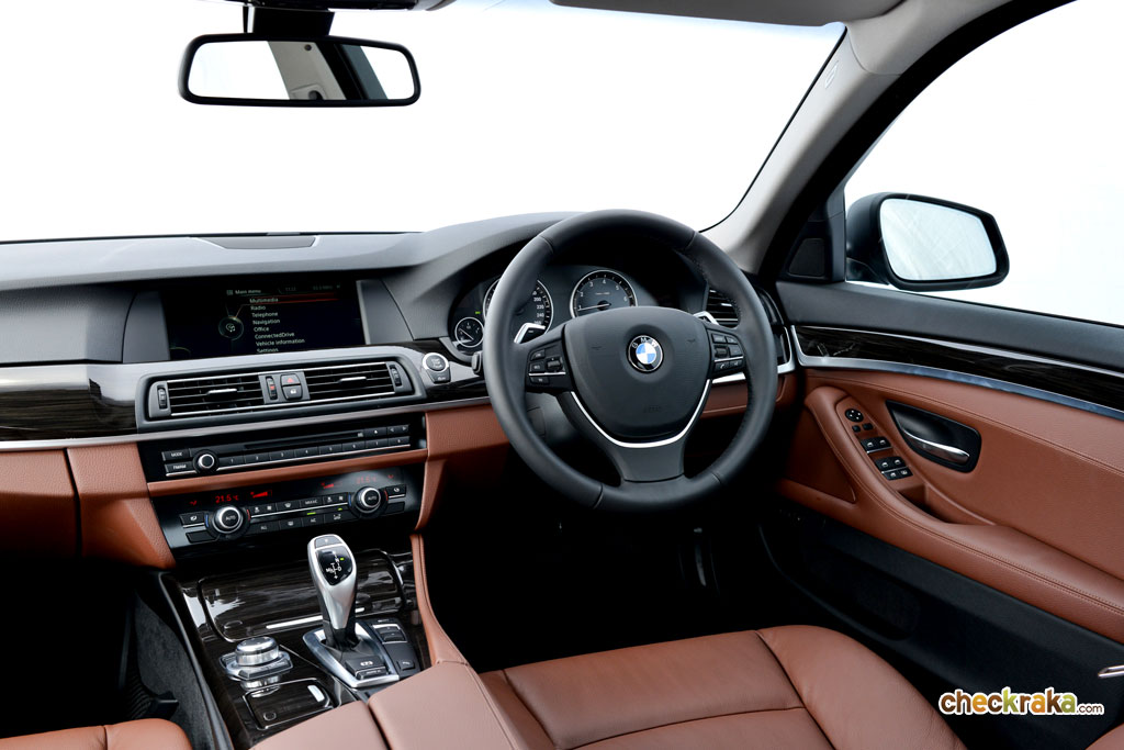 BMW Series 5 528i บีเอ็มดับเบิลยู ซีรีส์5 ปี 2012 : ภาพที่ 17