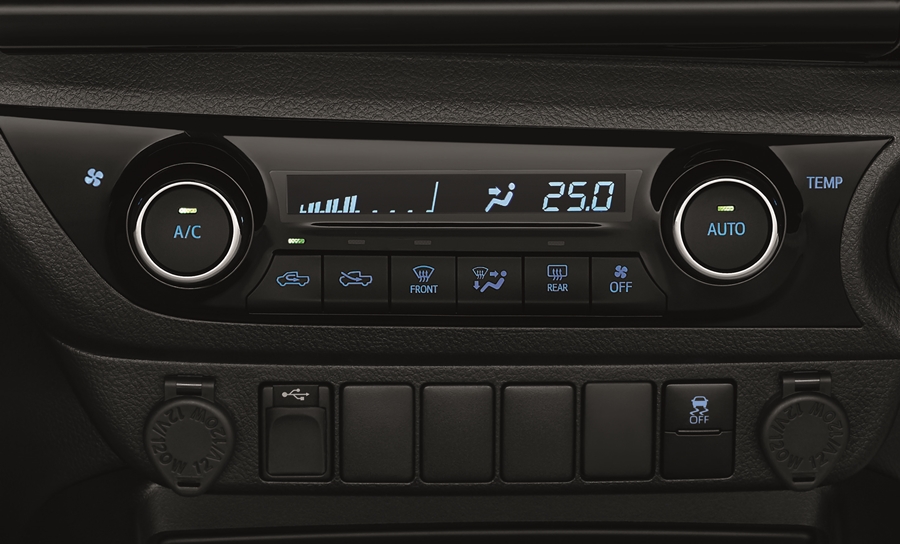 รูปภาพ โตโยต้า Toyota Revo Double Cab Prerunner 2.4 High AT 60th Anniversary ปี 2022