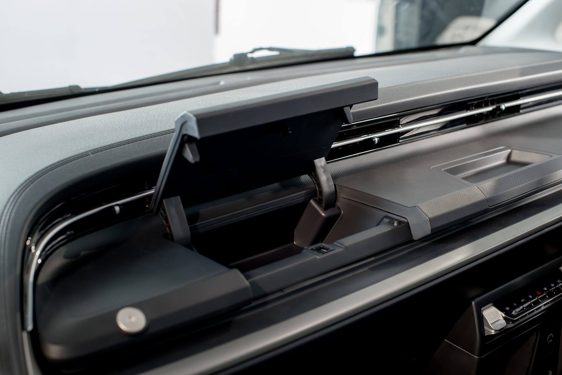 รูปภาพ ซีพี โฟตอน CP FOTON eView Connect i7 ปี 2026