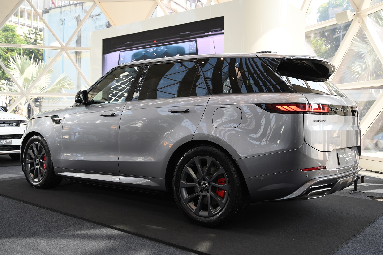 รูปภาพ แลนด์โรเวอร์ Land Rover Range Rover Sport Dynamic SE Plug-In Hybrid ปี 2023