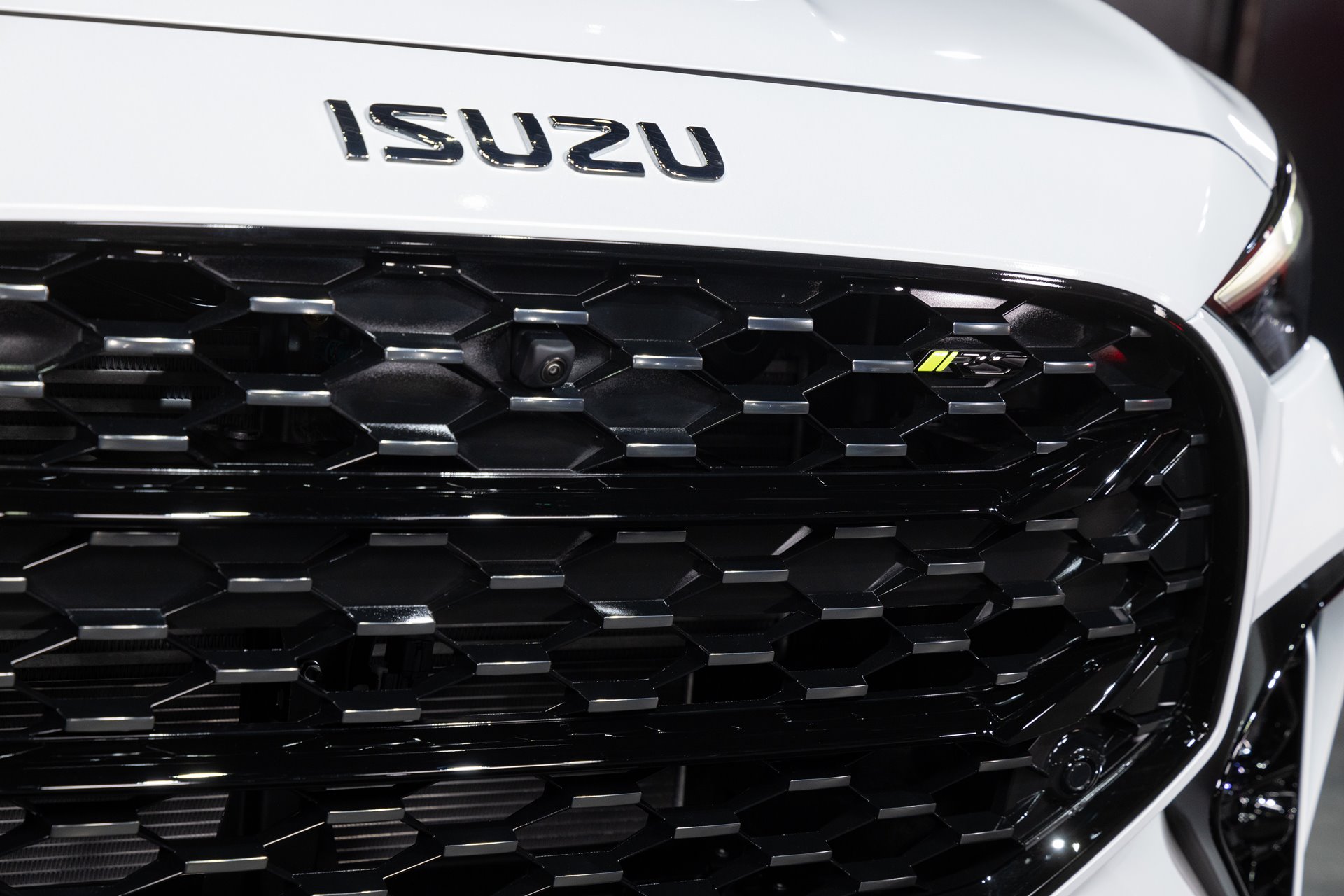 รูปภาพ อีซูซุ Isuzu MU-X 4x2 3.0 RS A/T ปี 2024