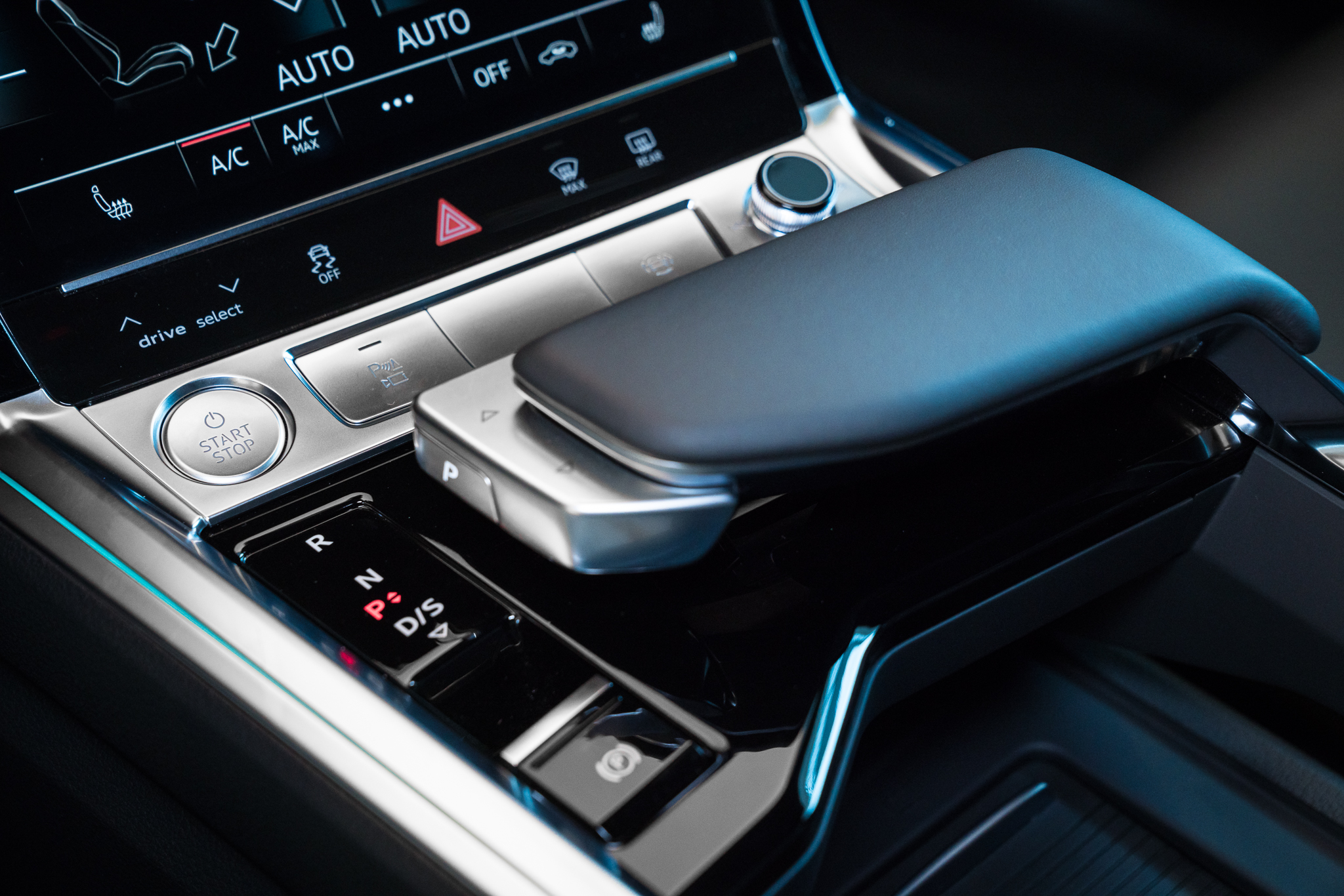 Audi e-tron 55 quattro 2019 อาวดี้ ปี 2019 : ภาพที่ 5