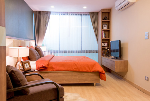 รูปภาพ เท็น เอกมัย (Ten Ekamai)