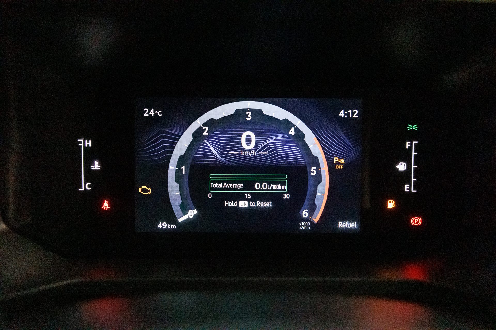 รูปภาพ โตโยต้า Toyota Hilux Travo Standard Cab 4TREX 2.8 MT ปี 2025