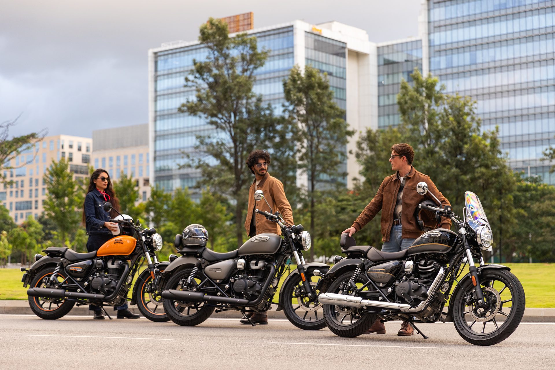 รูปภาพ โรยัล เอ็นฟีลด์ Royal Enfield Meteor 350 ปี 2026