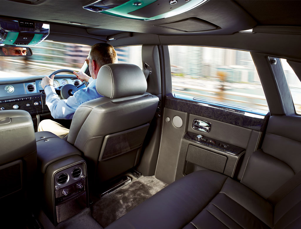 Rolls-Royce Phantom Series II Standard โรลส์-รอยซ์ แฟนทอมซีรีส์ทู ปี 2012 : ภาพที่ 3