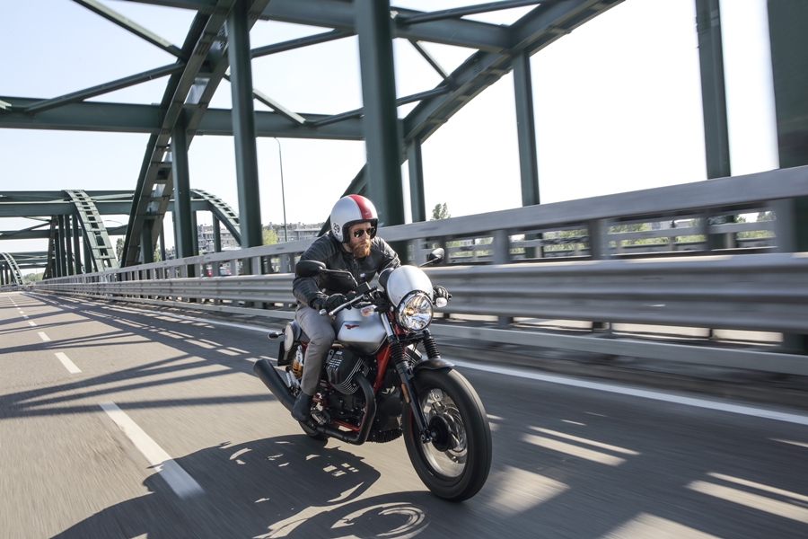 Moto Guzzi V7 III Racer โมโต กุชชี่ วี7 ปี 2021 : ภาพที่ 9